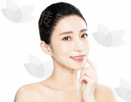 成都美容整形医院隆鼻手术的费用是多少？
