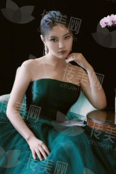成都韩妃祛眼袋