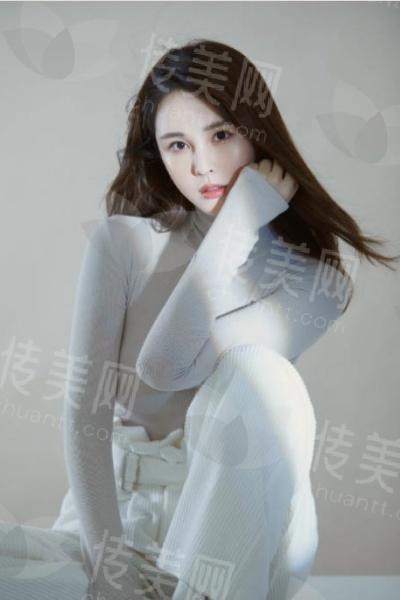 膨体垫下巴手术