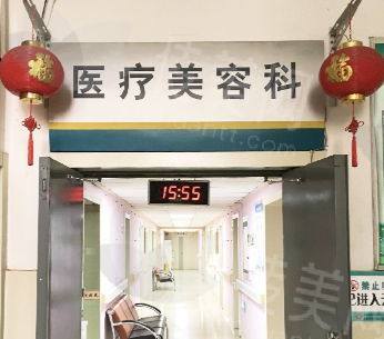 杭州割双眼皮医生范眉清医生——兼具艺术感与精 准度，打造独特魅力双眼