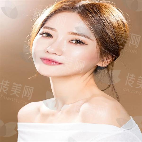 0204e7fe69a4f55d63bbe1a9f7beef7767e3ad01107b0-cieskr_fw658.jpg