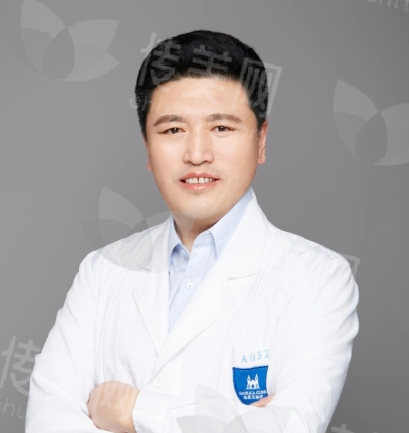 上海百达丽顾建成医生.png