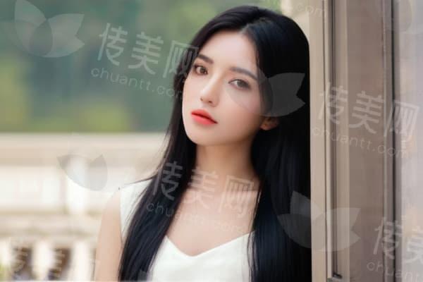 温州艺星整形舒适丰胸价格贵不贵？