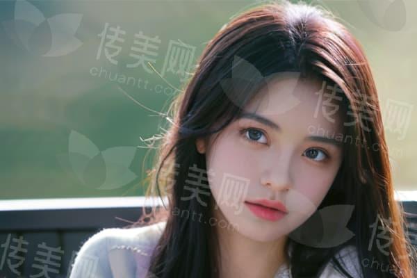 贺天遥做自体脂肪填充法令纹怎么样？贵不贵？一文全知道