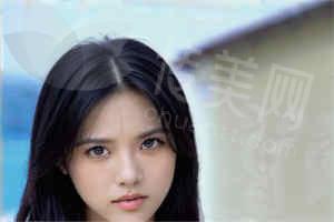三、在武汉做隆胸，选谁好？