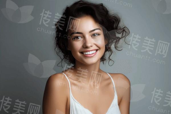 重庆玻尿酸去眉间纹正规医美医院排名公布 艾俪/祐美祐康/黄泥磅医院腋臭科技术牛口碑好