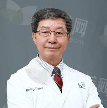 北京柳春明匀梯度凸嘴手术痛感:真实口碑评价与矫正案例分享
