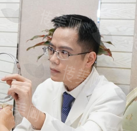 黄开亮坐诊哪家医院?成都润美玉黄开亮鼻子怎么样?医生资料、核心项目一览!