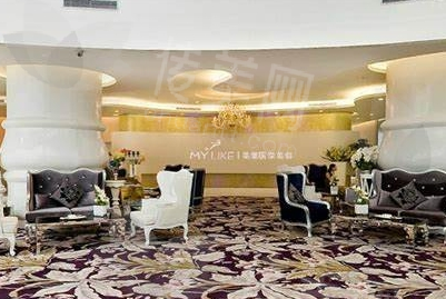 广州美莱美容医院杨万忠医生:鼻修复与超肋鼻综合技术领航者